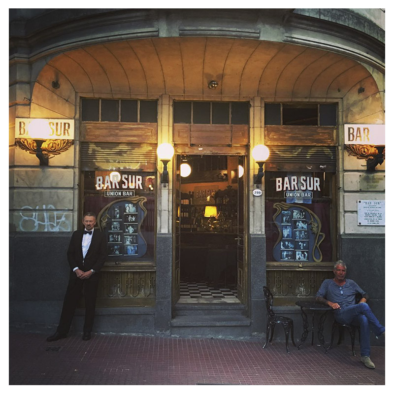 Anthony Bourdain in Bar Sur, Buenos Aires